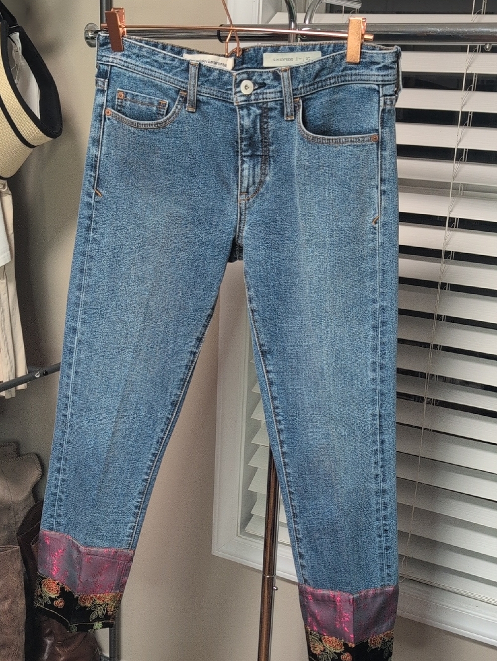 Pilcro Slim Boyfriend Jeans